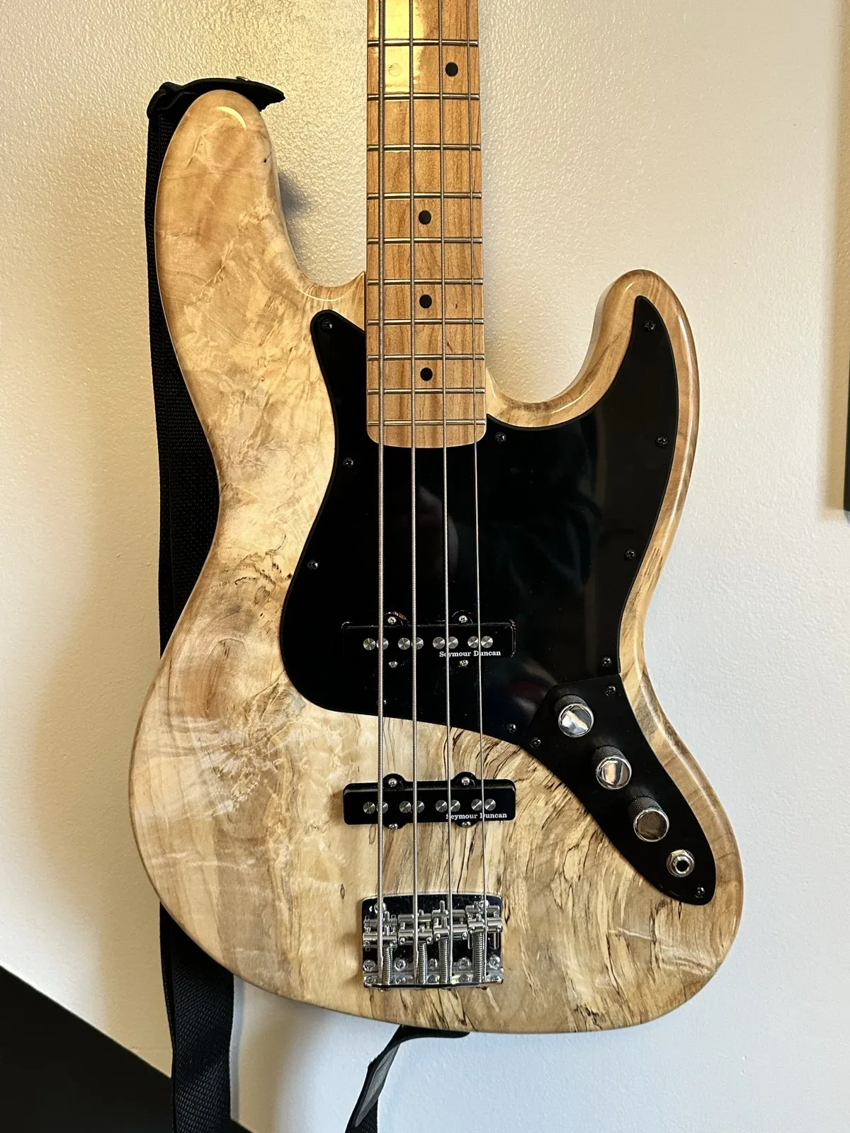 Close-up of the finished Jazz Bass body and pickups